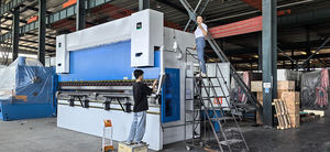 Máquina plegadora eléctrica-hidráulica CNC 400T6000, dobladora de láminas de placa de precisión de alta flexión, controlador DA53T - Product Image 3