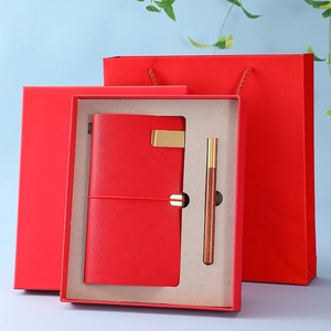 Regalos IStapromo: Bolígrafo de Madera de Caoba con Cuero, Cuaderno de Tapa Blanda, Set de Regalo con Libreta, Ideal para la Escuela o Negocios - Product Image 6