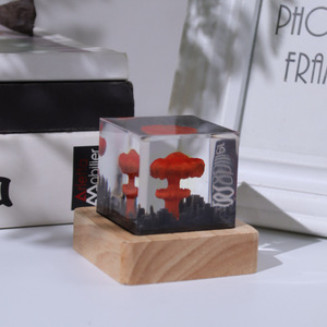 Oppenheimer Bomba <span class=keywords><strong>atómica</strong></span> Explosión Hongo Nube Luz nocturna Adornos Creativo Transfronterizo Cristal Navidad Ecológico - Product Image 1