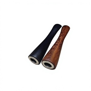 Pipa de Tabaco de Madera Natural Hecha a Mano, Estilo Clásico, Duradera, Ecológica, Reutilizable, con Acabado Lacado - Product Image 2