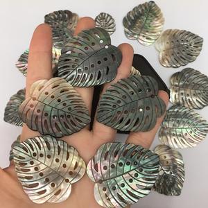 Cuentas <span class=keywords><strong>de</strong></span> Perlas <span class=keywords><strong>de</strong></span> Concha <span class=keywords><strong>de</strong></span> <span class=keywords><strong>Ostra</strong></span> Natural Talladas en Hueco con Labios Negros, Colgantes <span class=keywords><strong>de</strong></span> Hoja <span class=keywords><strong>de</strong></span> Monstera y Tortuga, Adornos <span class=keywords><strong>de</strong></span> Concha Negra, Cuentas <span class=keywords><strong>de</strong></span> Hoja - Product Image 5