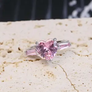New Trendy Korean Ins Pink Zircon Love Ring Tear Drop Pink Accent Stone Heart Rings For Women Accessories
