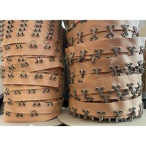 Nastro di cotone mm. 20 Colore Nudo con ganci e asole rivettate - Product Image 1