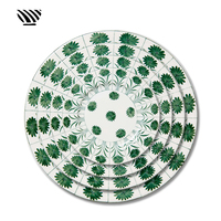 Service de vaisselle en porcelaine fine avec incrustations dorées florales, assiettes imprimées multicolores faites à la main pour les événements et les dîners de mariage et la décoration