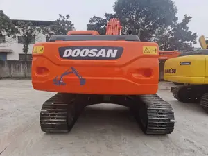 प्रयुक्त निर्माण मशीनरी उत्कृष्ट स्थिति प्रयुक्त Doosan DX225 उत्खनन