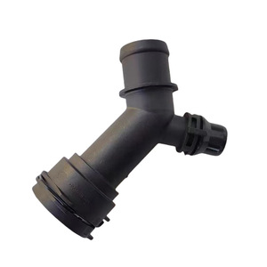 Conector de tubería de entrada de agua B9 8WD122293A compatible con A4L. (Conexión de tubería de entrada de agua B9 8WD 122 293A) - Product Image 1