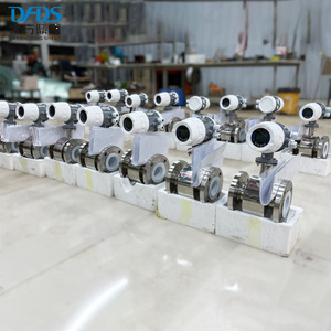 Débitmètres électromagnétiques sanitaires de qualité alimentaire à haute stabilité avec vanne solénoïde, précision de 0,5 % - Product Image 4