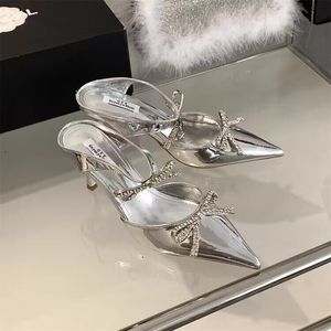 Nuevas Sandalias de Mujer Plateadas de Cuero con Pedrería y Lazo, Tipo Mule con Tacón Fino y Alto - Product Image 1