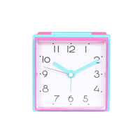 Jam Alarm Anak-anak, 4 Inci Modern Persegi Kustom Murah Cahaya Malam Biru Kecil Jam Meja Alarm Anak-anak