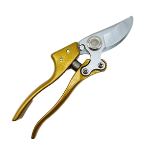 Sécateur professionnel pour verger avec large bouche de coupe adapté aux branches épaisses et irrégulières - Product Image 5