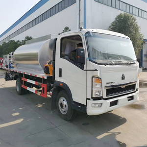 Camión Distribuidor de Asfalto HOWO 4X2 de 6000L con Bomba Inteligente de Alta Eficiencia a Precio Competitivo - Product Image 2