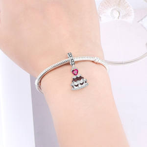 Venta al por mayor de colgantes de cobre blanco en forma de corazón para pasteles, pulseras DIY y accesorios de joyería. - Product Image 6