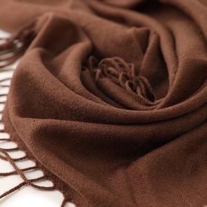Écharpe en cachemire pur à haute densité pour un style élégant toute saison - Product Image 4
