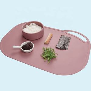 Petit bol en Silicone souple et antidérapant pour enfant en bas âge, tapis de <span class=keywords><strong>plaque</strong></span> en Silicone, napperon d'aspiration pour bébés et tout-petits - Product Image 3