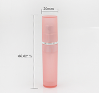 Vente en gros de flacons de parfum vides en plastique rechargeables en forme de stylo de 5 ml, nouveau design, flacon de parfum de poche, pulvérisateur à pompe