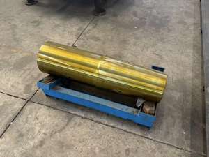 Arbre principal en acier au carbone de pièces de rechange de broyeur de cône d'extraction <span class=keywords><strong>pour</strong></span> la plaque de broyeur de mâchoire utilisée et nouvelle <span class=keywords><strong>pour</strong></span> des industries de <span class=keywords><strong>charbon</strong></span> et de construction - Product Image 2