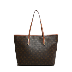 Sacs à main unisexes en cuir véritable de luxe, forme oreiller, version <span class=keywords><strong>Louis</strong></span>, logo personnalisé, sacs de créateurs de haute qualité de Hong Kong - Product Image 4