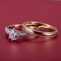 Bague de couple Messi Jewelry MSR-1049 en or 14 carats avec platine, diamant de laboratoire rond brillant de 0,7 ct D VS1