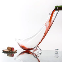 Vente directe d'usine, design créatif, aérateur à vin rouge en forme d'animal, verseur, carafe en verre transparent cristallin