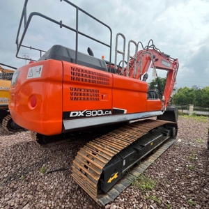 Excavadora Usada de 30 Toneladas de Alta Calidad y Bajo Número de Horas de Uso, Doosan DX300LC-9C de <span class=keywords><strong>Segunda</strong></span> <span class=keywords><strong>Mano</strong></span> - Product Image 2