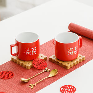 ชุดแก้วเซรามิกเข้าชุด ดีไซน์สลักลาย เป็นมิตรกับสิ่งแวดล้อม เหมาะสำหรับคู่รัก เพื่อนสนิท และโปรโมชั่นธุรกิจ - Product Image 2