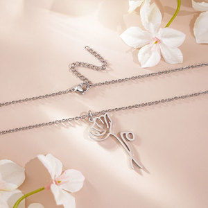 Colgantes y dijes de moda de acero inoxidable 316L chapados en oro PVD de 14K y 18K personalizados para hacer joyas, dijes de flores para pulseras. - Product Image 4