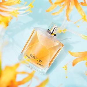 Lussuosa Eau De Cologne 55ml per Uomo e Donna, Profumo Originale Oud a Lunga Durata con Note Floreali, Fruttate e Legnose, Spray <span class=keywords><strong>al</strong></span> <span class=keywords><strong>Limone</strong></span> - Product Image 5