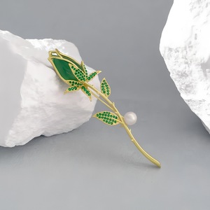 Broches de Moda Personalizados con Perlas de Circonio y Aleación de Oro, Regalo de Lujo Coreano para Mujeres, Bodas, Compromisos y Fiestas - Product Image 3