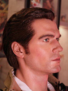 Busto de Superman DC Legend 1:1, Hecho Completamente de Silicona de Grado Médico, con Injertos de Cabello Realistas para Cabeza, Barba y Manos - Product Image 2