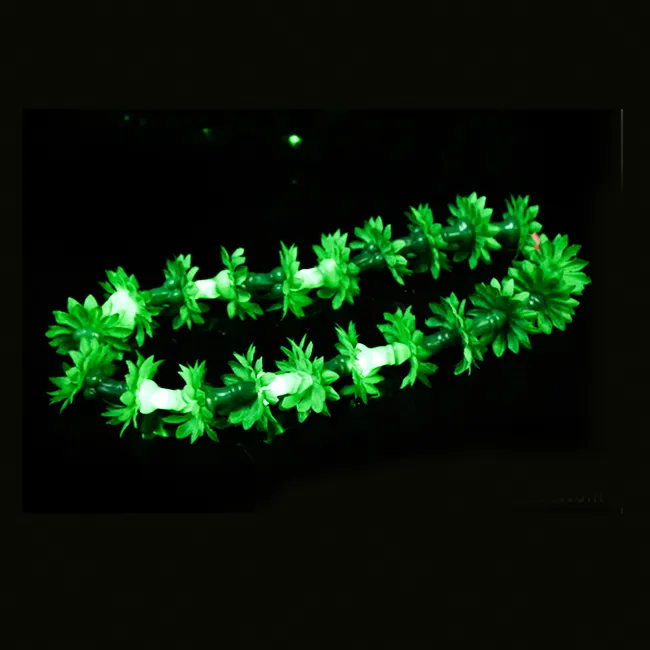 St. Patrick's Day Green Kunststoff LED leuchten Hawaii Lei Halskette