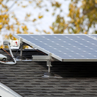 Système solaire tout-en-un 30 kW 40 kW 50 kW avec batterie 50 kWh 100 kWh 150 kWh et onduleur hybride Deye Solis