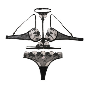 Lingerie Wanita Hitam Seksi Berkualitas Tinggi 3 Setel, Bordir Bunga, Jaring Transparan, Kerah Rendah Seksi - Product Image 6