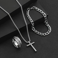 Nouvel Arrivage Tendance : Ensemble de Bijoux en Acier Inoxydable avec Pendentif Croix – Collier, Bracelet, Bague – Style Hip Hop pour Hommes – Vente en Gros