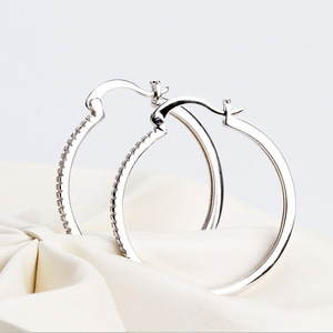 Grandi orecchini a cerchio con zirconi rotondi per donna, gioielli per le orecchie alla moda e scintillanti - Product Image 5