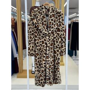 Manteau en fausse fourrure à imprimé léopard Sobe pour femme, épais, chaud, en peluche, long, multicolores, pour l'hiver - Product Image 2