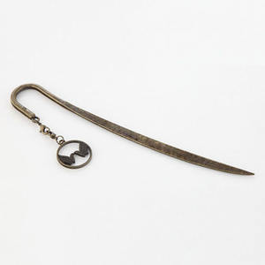 Signets personnalisés modernes antiques promotionnels en émail dur doux Bible Écritures Coran Islam col de cygne Logo livre personnalisable - Product Image 4