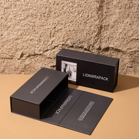 Boîtes cadeaux magnétiques de luxe personnalisées Lionwrapack pour l'emballage, boîte cadeau rigide pliable en papier avec fermeture magnétique pour cadeaux