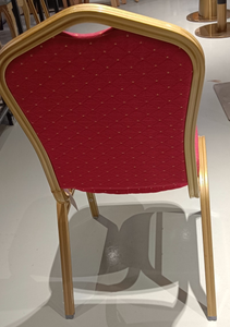 Silla de Bar Moderna con Estructura Metálica Rosa, Diseño Estable, Construcción Duradera y Ecológica para Uso Doméstico y Comercial - Product Image 2