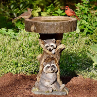 Décoration de jardin en résine SMC : Mangeoire à oiseaux en forme de raton laveur dans une maison d'arbre et tournesol