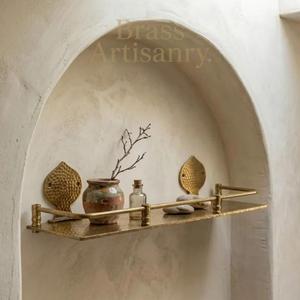 Étagère murale de salle de bain en laiton massif gravé, organisateur de rangement en métal martelé fait main de style marocain pour la décoration de la maison et de la salle de bain - Product Image 3