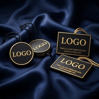 Étiquette personnalisée de luxe pour vêtements, écologique, avec cordon, durable, logo 3D en feuille d'or, attache en polyester pour chaussures