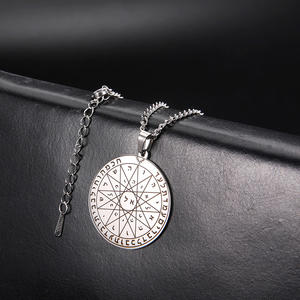 Collar con Colgante de Acero Inoxidable con <span class=keywords><strong>Amuleto</strong></span> <span class=keywords><strong>del</strong></span> <span class=keywords><strong>Rey</strong></span> Salomón Contra Enfermedades, Talismán <span class=keywords><strong>del</strong></span> Pentáculo de Marte y Escorpión, Joyería para Hombre - Product Image 2