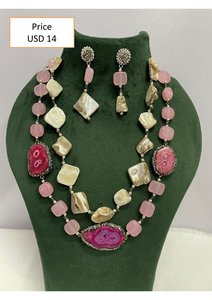 Handcrafted Pink Agate Geode <b>Statement</b> <b>Necklace</b> Set with Shell Bead Accents and Matching Earrings Artisan Jewelry Collection - Product Image 2