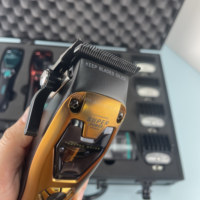 Tondeuse à cheveux professionnelle rechargeable Vgr V-668 Salon Barber Bldc Motor 8000-11000 tr/min pour hommes