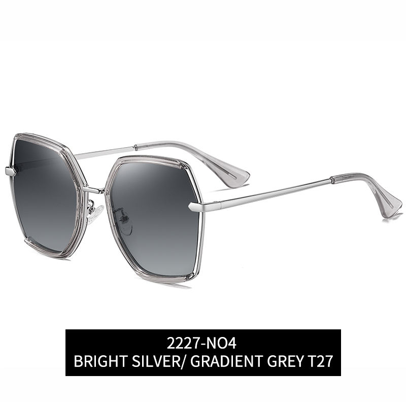 สีเงิน/สีดำ