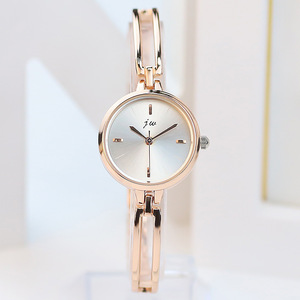 Simple round student watch niche high-end alloy women's watch fashionable quartz bracelet watch - Product Image 2