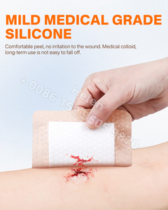Perban Luka Tahan Air dengan Pinggiran Lembut, Daya Serap Tinggi, Perban Busa Silikon 7.5x7.5cm Bersertifikat CE, Disinfektan Inframerah Jauh - Product Image 4