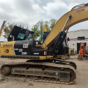 Excavatrice d'occasion CAT 326D japonaise disponible à la vente à un prix compétitif - Product Image 1
