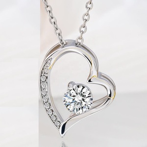 Gioielli da Donna in Acciaio Inossidabile con Zircone AAA a Forma di Cuore Classico Amore Eterno a Prezzo di Fabbrica Cinese - Product Image 3
