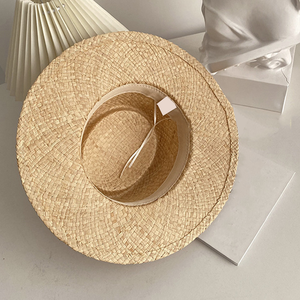 Chapeau de paille Panama en raphia coréen pour femme, nouveau modèle tendance, style britannique à calotte plate, chapeau de paille de style jazz pour station balnéaire française, chapeau haut de forme - Product Image 4